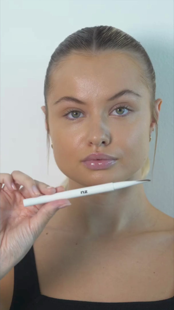 How to Use Brow Shade